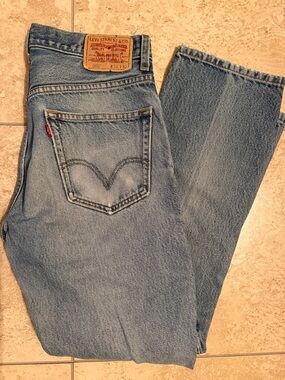 Men’s Levi’s 505 regular fit Straight Leg Jeans size 32x32